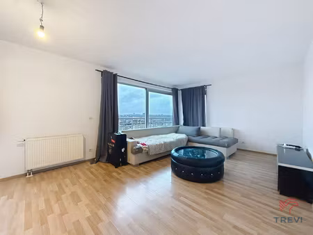 appartement te huur in sint-jans-molenbeek met 1 slaapkamer