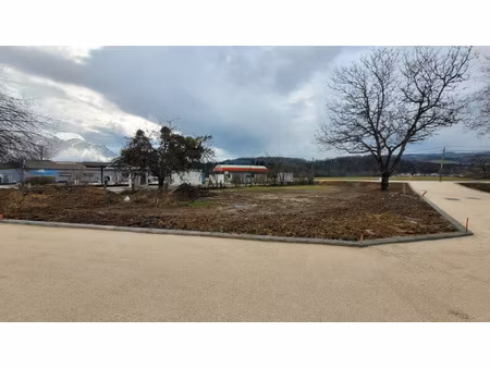 achat terrain 422m² entre deux guiers 38380