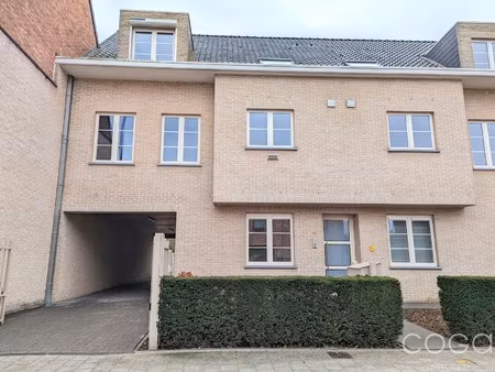 appartement te huur in sint-job-in-'t-goor met 1 slaapkamer
