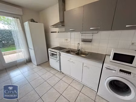 appartement à louer 3 pièces 65.83 m² - saint-cyr-sur-loire (37) - 820€