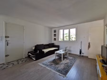 location appartement 3 pièces 66 m² à aix-en-provence (13100)
