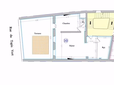 tapis vert i appartement + terrasse i belsunce. 1er marseille