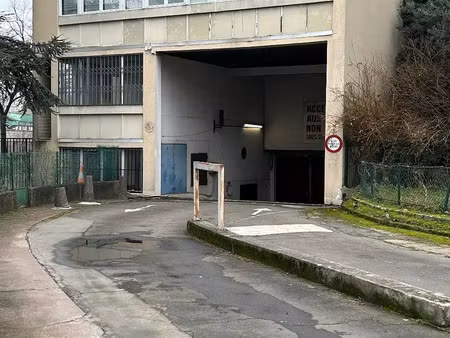 parking à vendre 13 m² - vanves (92) - 22 500€