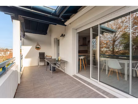 appartement t3 avec terrasse et parking à saint-jean-de-luz