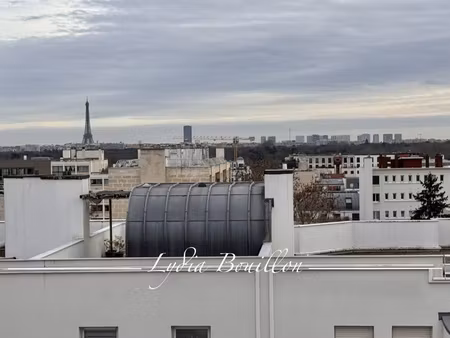 suresnes appartement 2 pièces en étage élevé avec parking