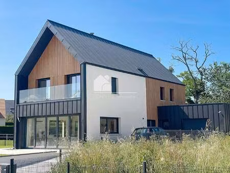 maison de luxe à vendre à bénouville : 715 000 €