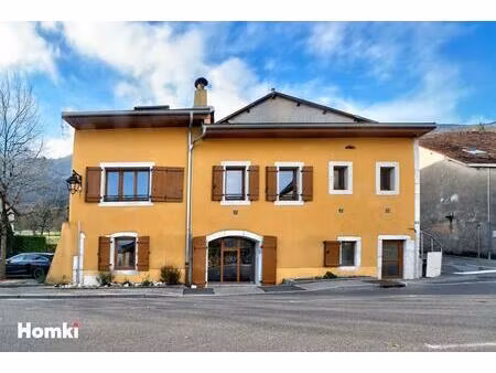 maison 7 pièces  160m² à farges (01550) – entre charme historique et modernité