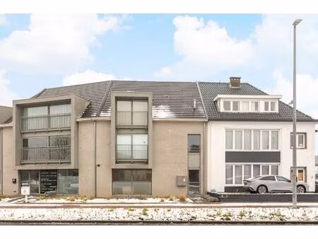 instapklare kantoor- of praktijkruimte met parking – 86 m²