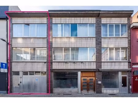 woning met ruime garage en twee terrassen nabij park spoor noord