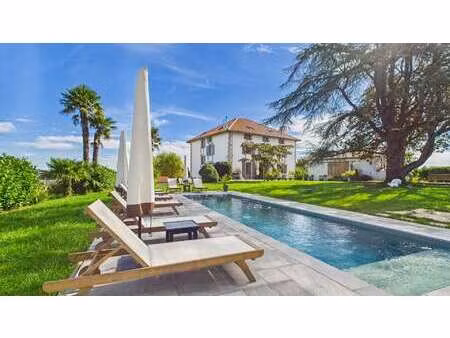 maison de luxe à vendre à guiche : 1 695 000 € | 410m²