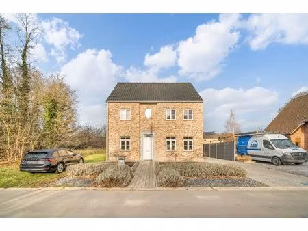 ud83cudfe1 instapklare halfopen bebouwing in landelijke stijl te koop in houthalen-helchte