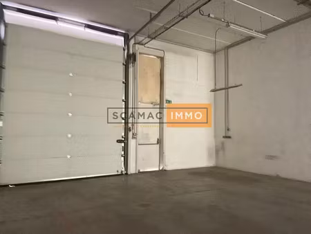 local d'activités de 456m²