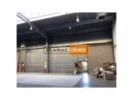 local d'activités de 774m²