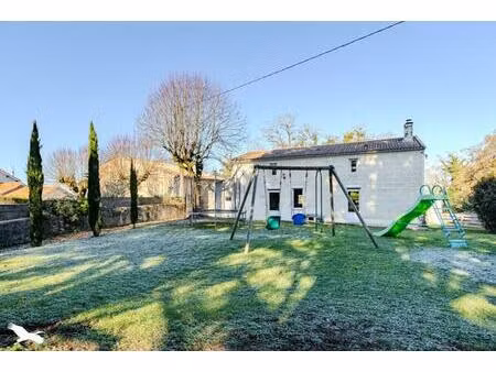 vente maison 5 pièces 155 m² lugaignac (33420)