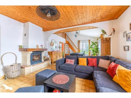 vente maison 7 pièces 189 m² la ferrière (85280)