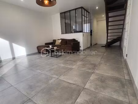 maison de ville de 95 m² à vert-saint-denis