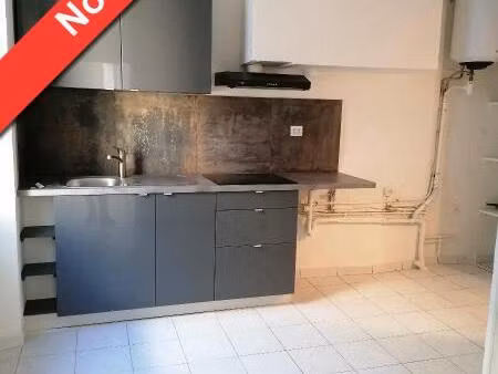 location appartement 1 pièce 28m² tourves 83170