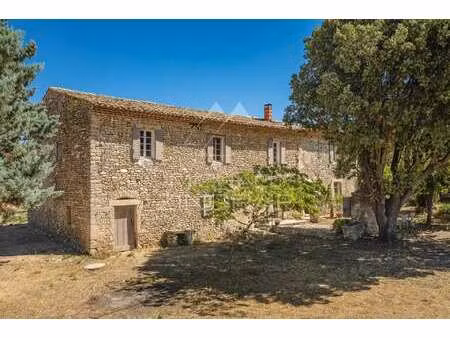 maison de luxe à vendre à gordes : 1 300 000 € | 396m²
