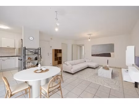 appartement te koop in sint-niklaas met 2 slaapkamers