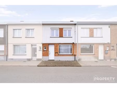 huis te koop in izegem met 3 slaapkamers