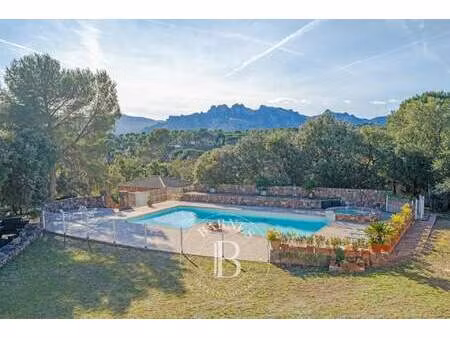 maison à vendre 8 pièces 185 m2 roquebrune-sur-argens - 1 749 000 €