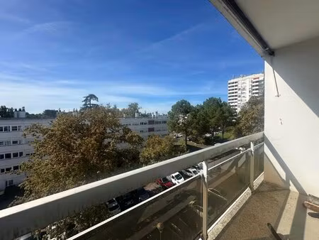 mérignac centre t3 dernier étage