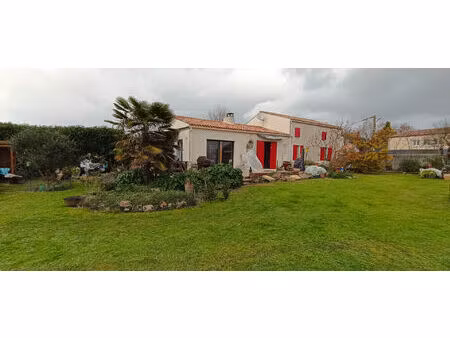 vente maison 4 pièces  121.22m²  saint