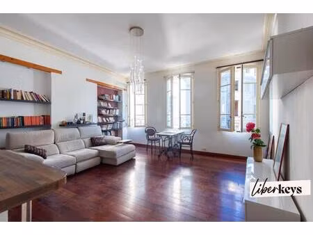 appartement t3 de caractère – 72 m² – centre historique d’avignon