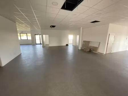 location bureau saint jean du cardonnay 76150