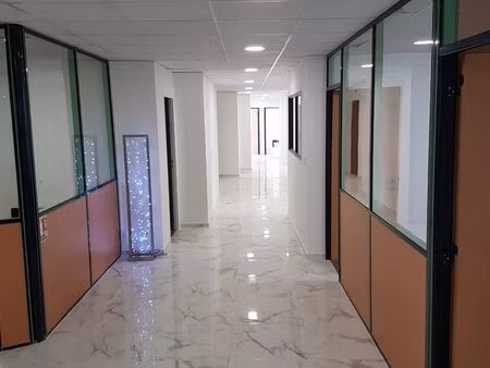 bureau de 19 m² à louer boulevard wilson