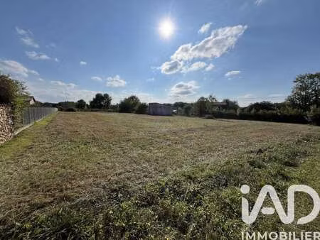 vente terrain à nieuil (16270) : à vendre / 2241m² nieuil