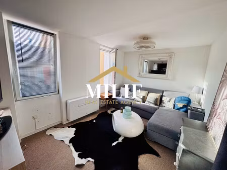 très joli appartement en hypercentre à bandol