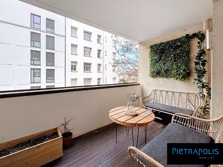 t4 de 82m² situé rue de l'effort lyon 7