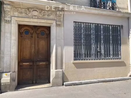 studio rénové - rue saint maur 75011 paris