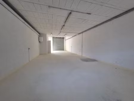 locaux mixtes de 130m²