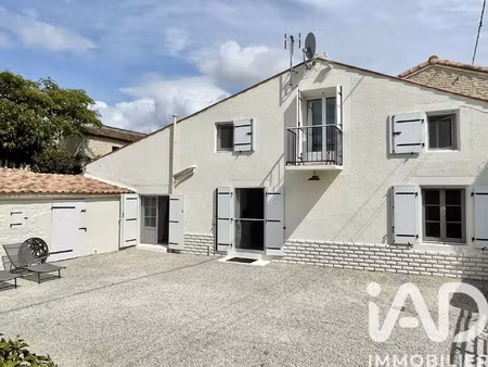 vente maison à aulnay (17470) : à vendre / 91m² aulnay