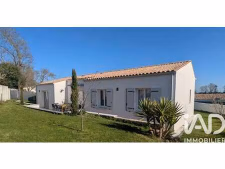 vente maison à breuil-magné (17870) : à vendre / 121m² breuil-magné