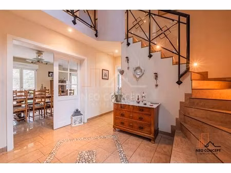 gumbrechtshoffen  belle maison de 245 m2 aux volumes généreux !