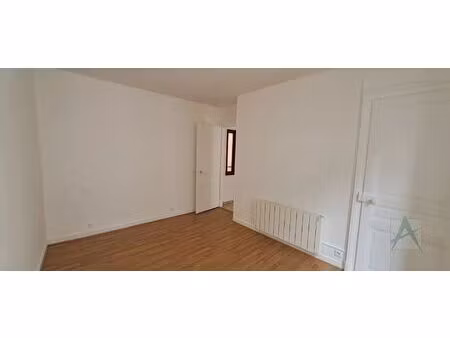 vente appartement 2 pièces 55 m² chambéry (73000)