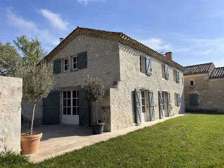 vente maison 5 pièces 154 m² à lectoure (32700)  290 000 €