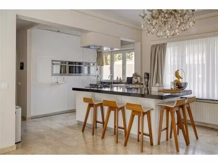 appartement te koop in mortsel met 3 slaapkamers