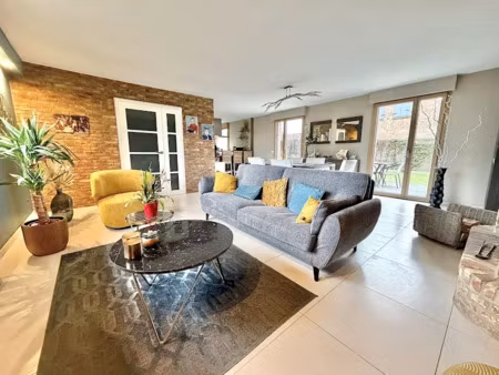 vente maison 4 pièces 115 m² à allennes-les-marais (59251)  375 000 €