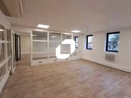 location bureau nanterre 92000