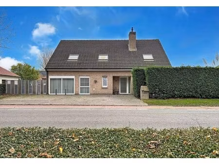 huis te koop in koksijde met 3 slaapkamers