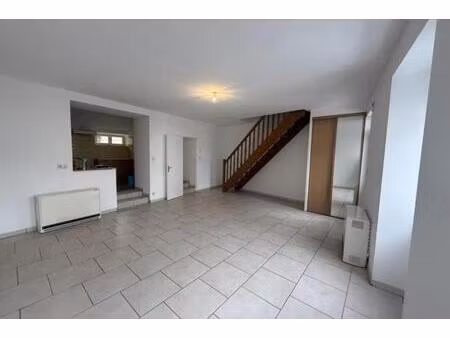 location - maison 3 pièces 58 m2 loue