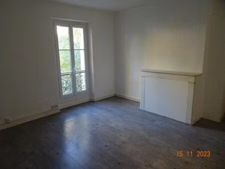 location appartement 3 pièces 67m2 roquevaire 13360 - 755 € - surface privée