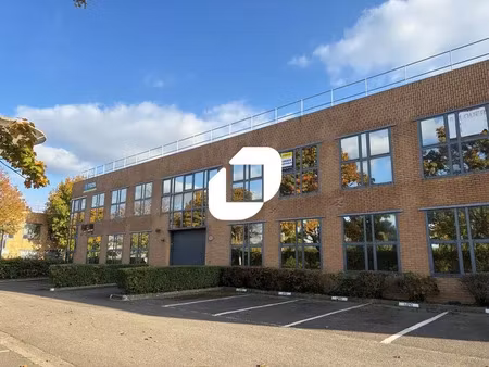 location bureau montigny le bretonneux 78180