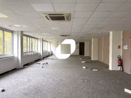 location bureau lyon 69003