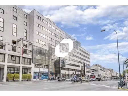 a louer  au pied du métro eglise de pantin