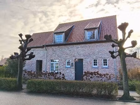 huis te koop in rijkevorsel met 4 slaapkamers